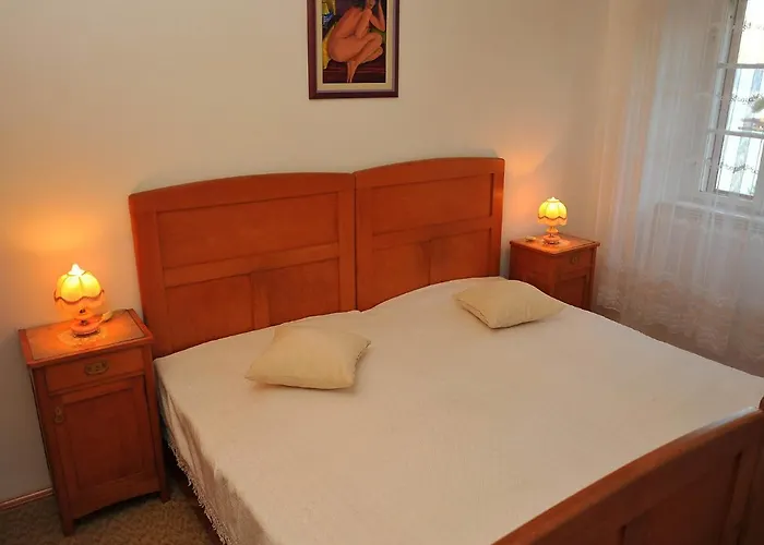 Mirta-3 By Interhome Sutivan