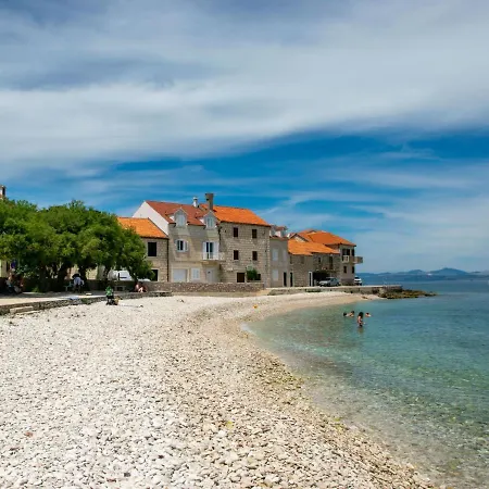 Mirta-3 By Interhome Appartement Sutivan